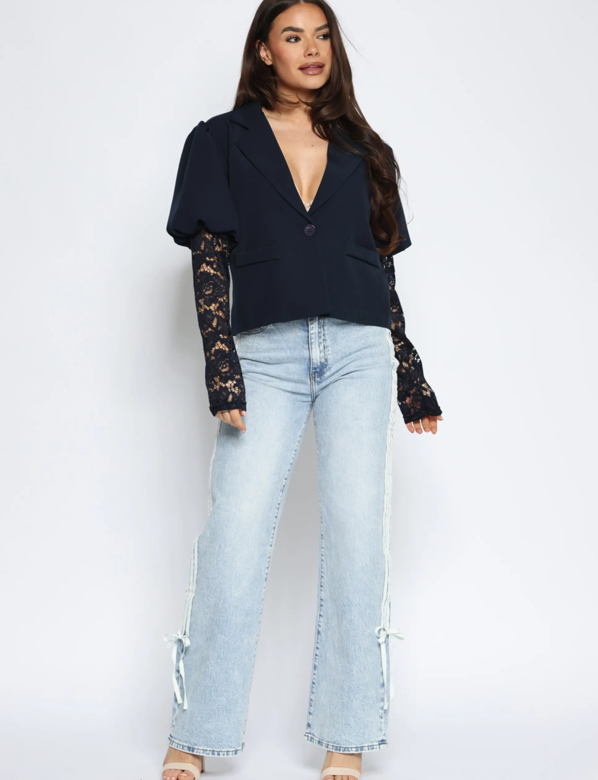 blazer_met_kanten_mouwen__3.webp Blazer met kanten mouwen Lulu Donkerblauw