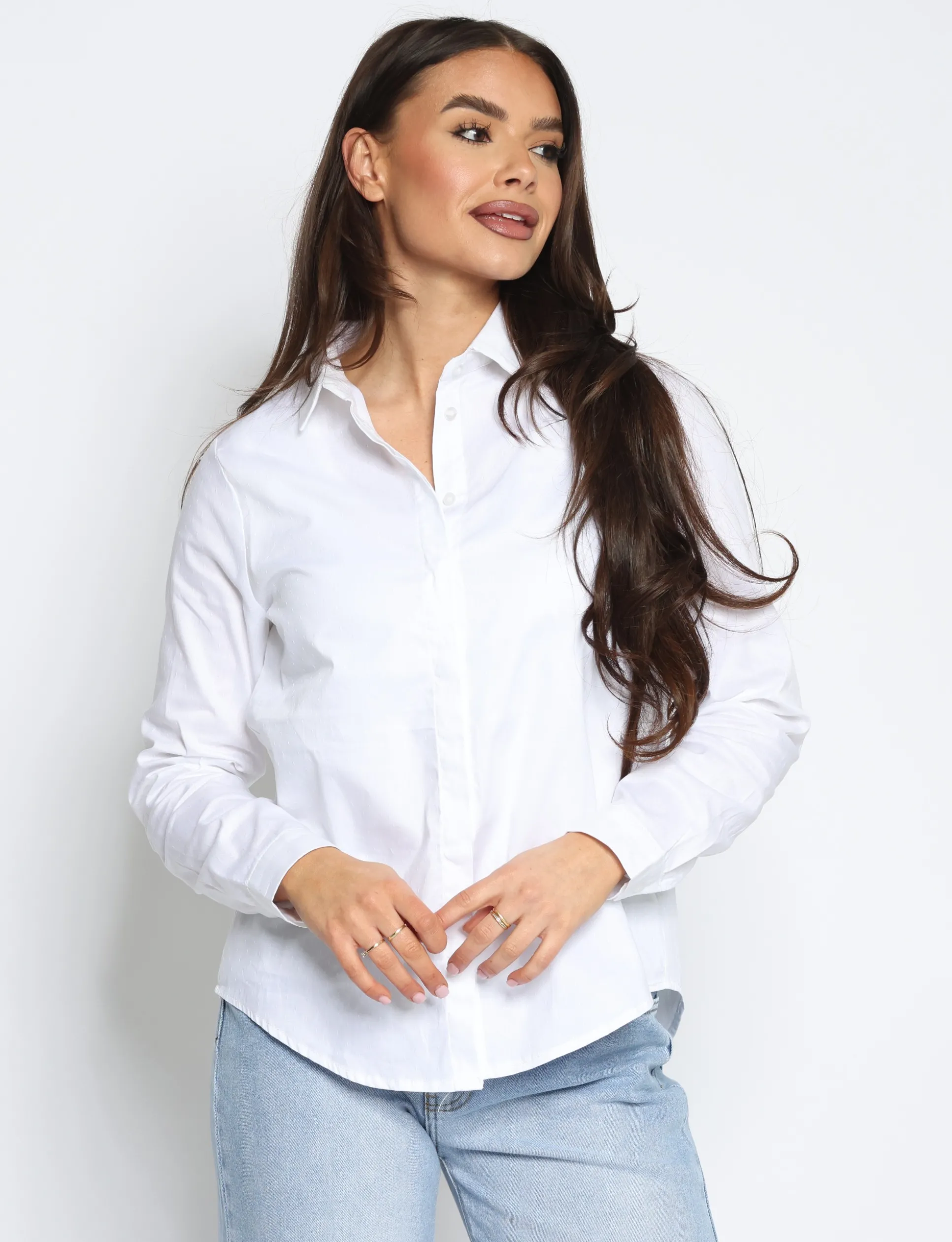 blouse_alley_wit_0.webp Blouse Alley Wit