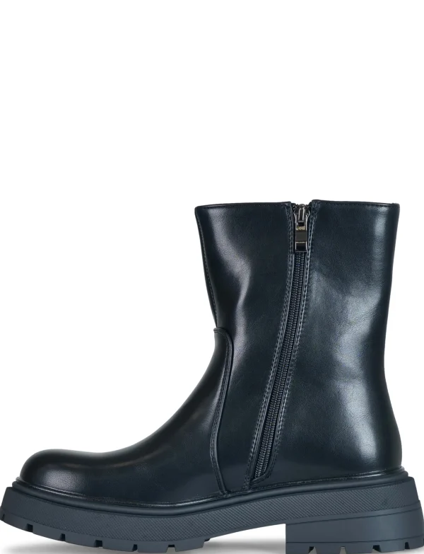 Boot Elke Zwart