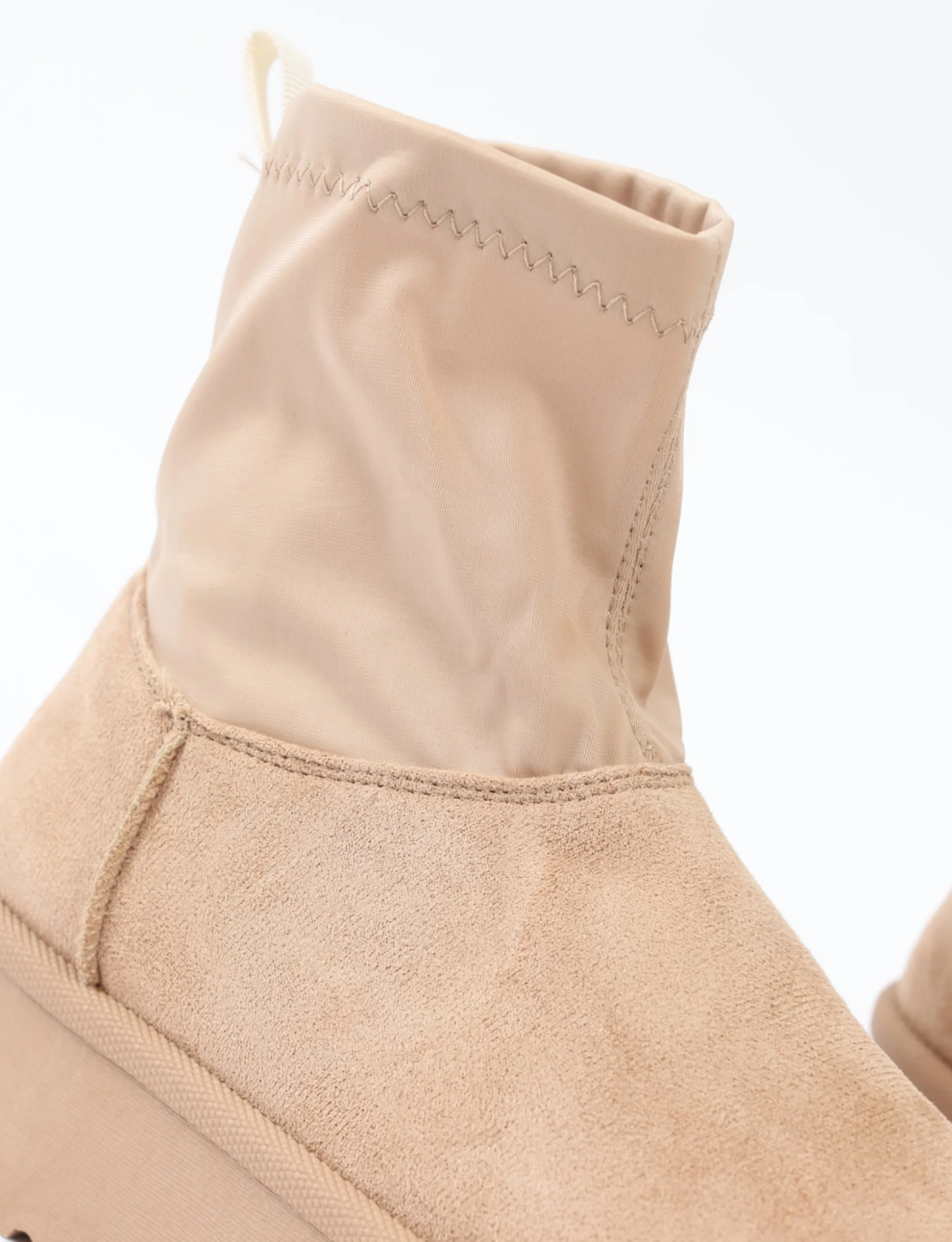 boot_janney_taupe_2.webp Boot Janney Taupe