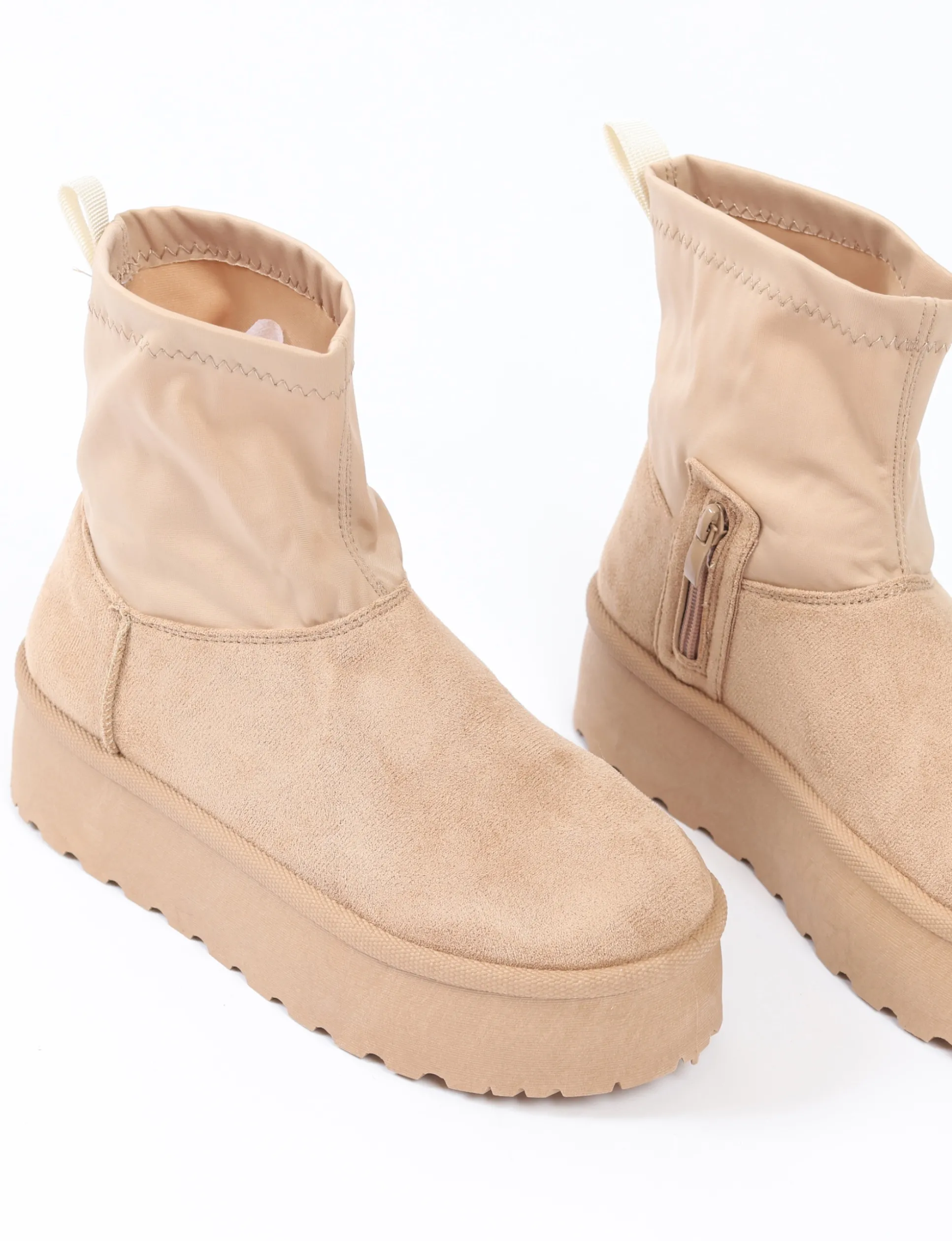 boot_janney_taupe_3.webp Boot Janney Taupe