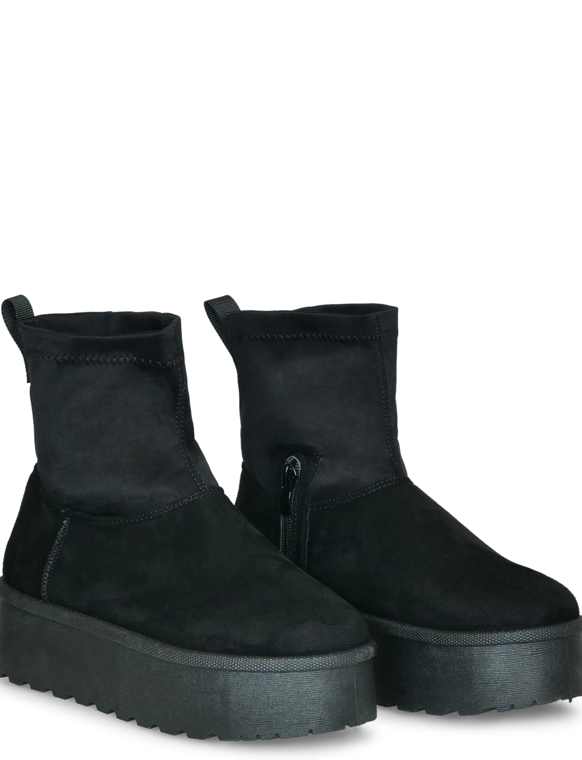 boot_janney_zwart_1.webp Boot Janney Zwart