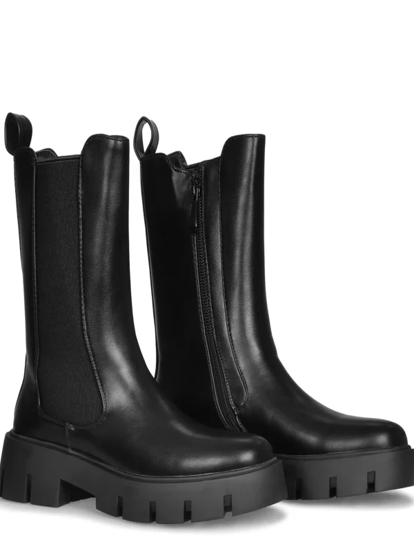 Boot Maaik Zwart