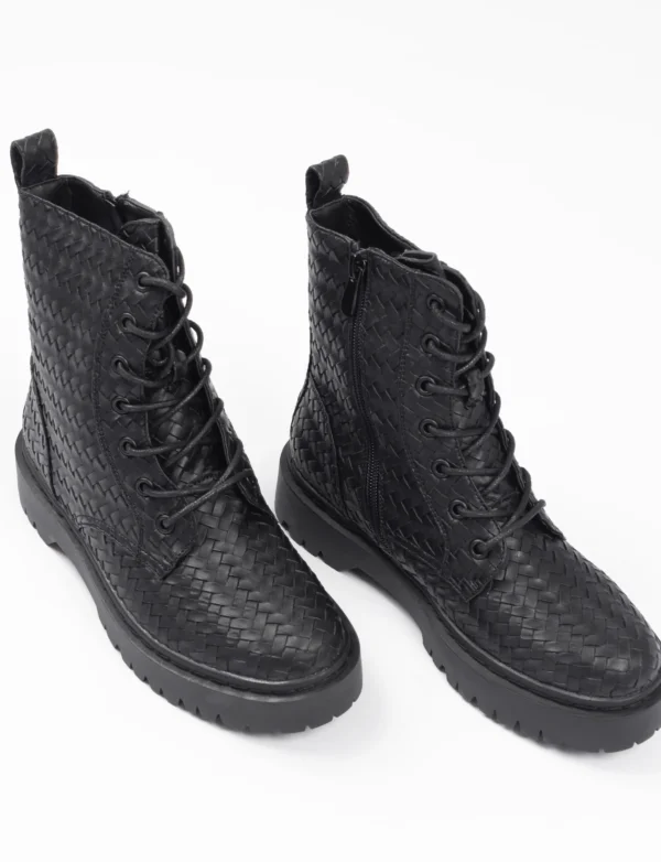 Boot Nikky Zwart
