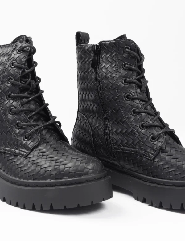 Boot Nikky Zwart