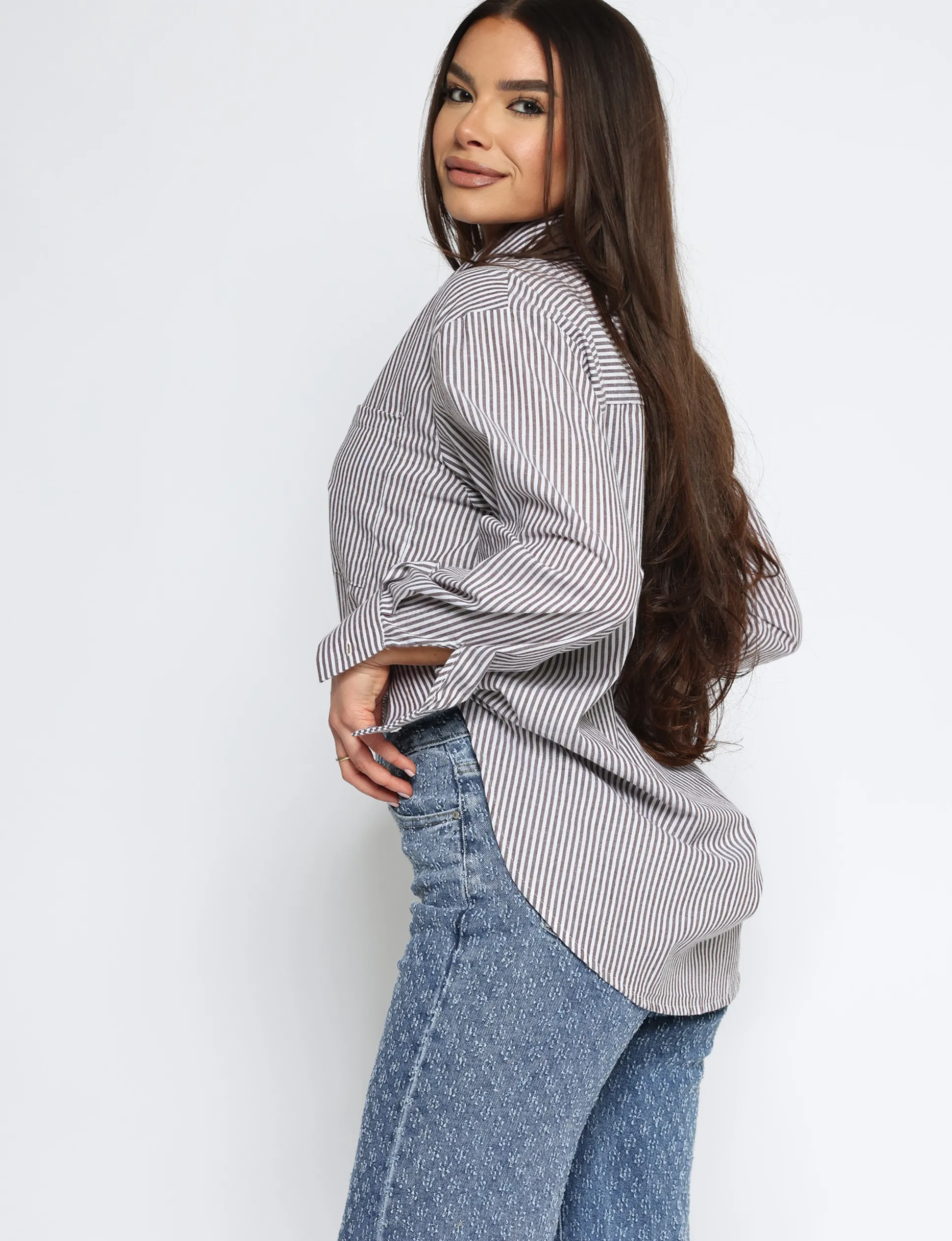 gestreepte_blouse_lyna_br_2.webp Gestreepte blouse Lyna Bruin
