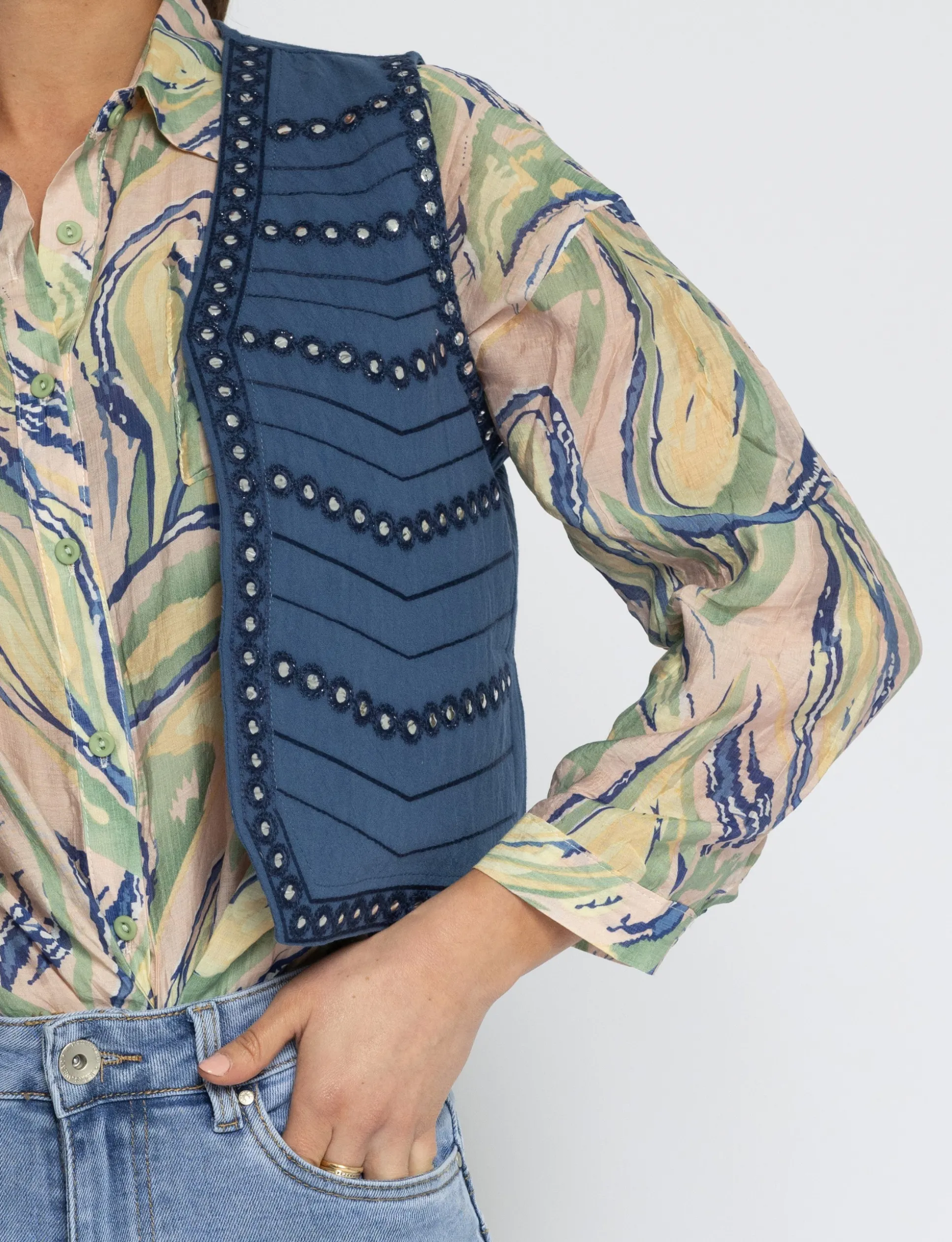 gilet_mimi_blauw_2.webp Gilet Mimi Blauw