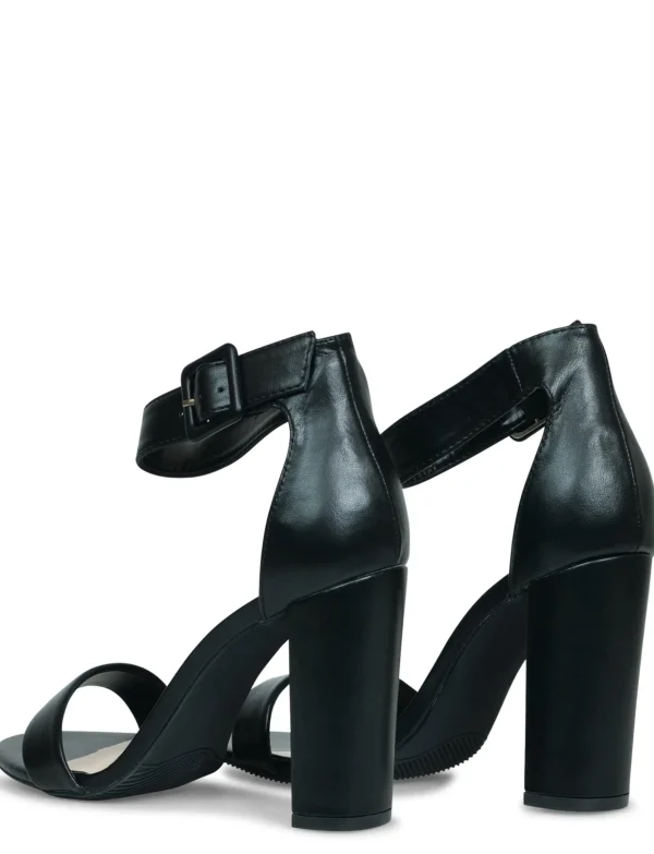 Heels Noah Zwart