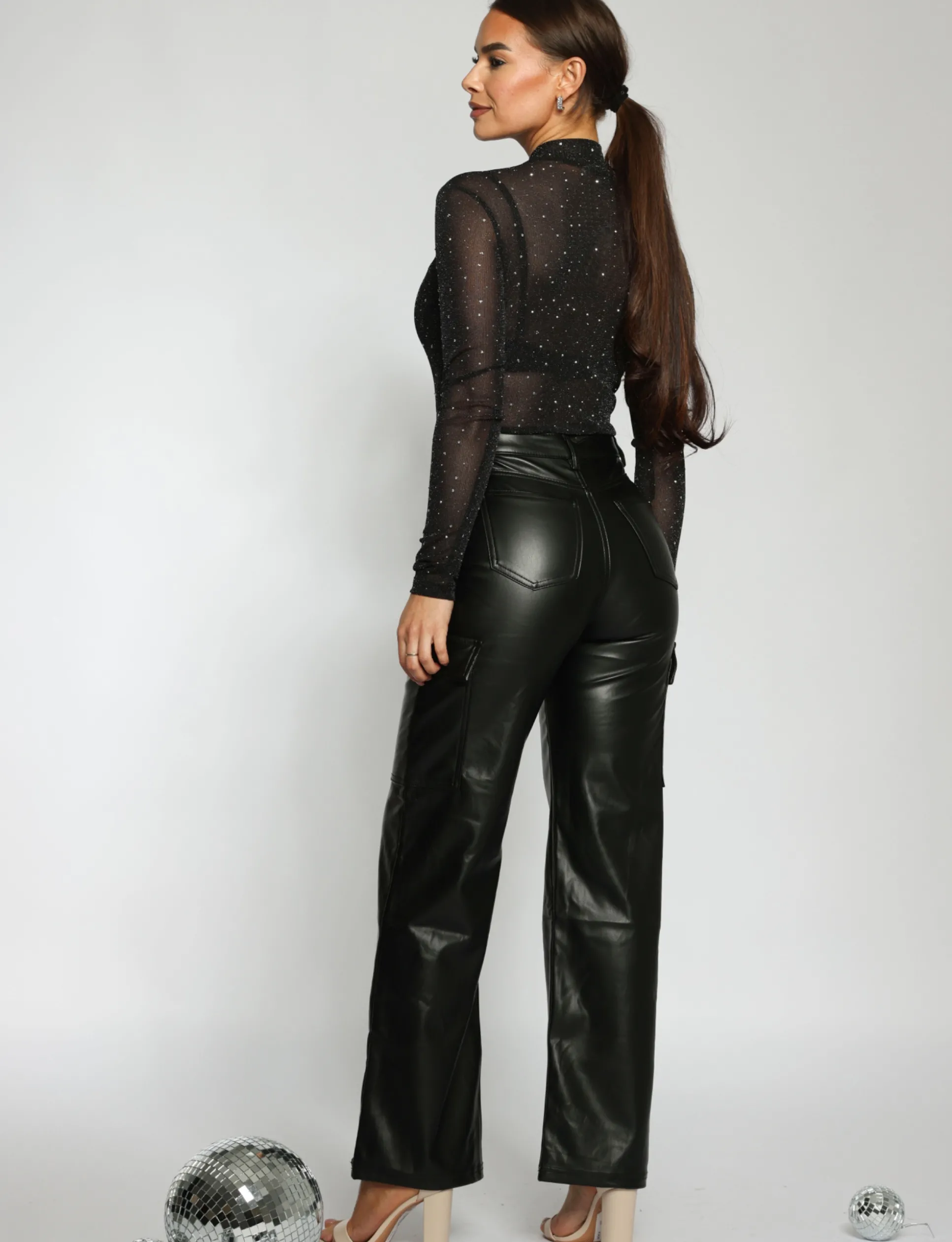 hello_miss__wide_leg_carg_2.webp Hello Miss | Wide leg, cargo jeans HM006-1 Zwart