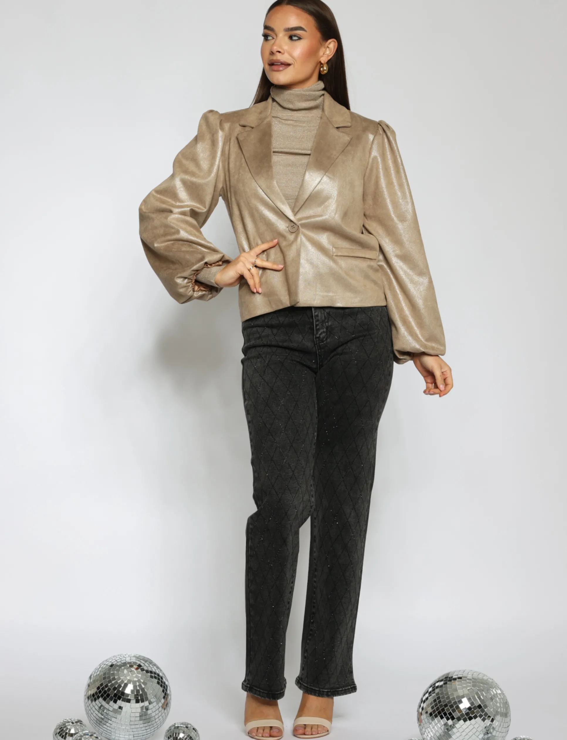 laulia__straight_leg_jean_0.webp Laulia | Straight leg jeans T241-4 Grijs