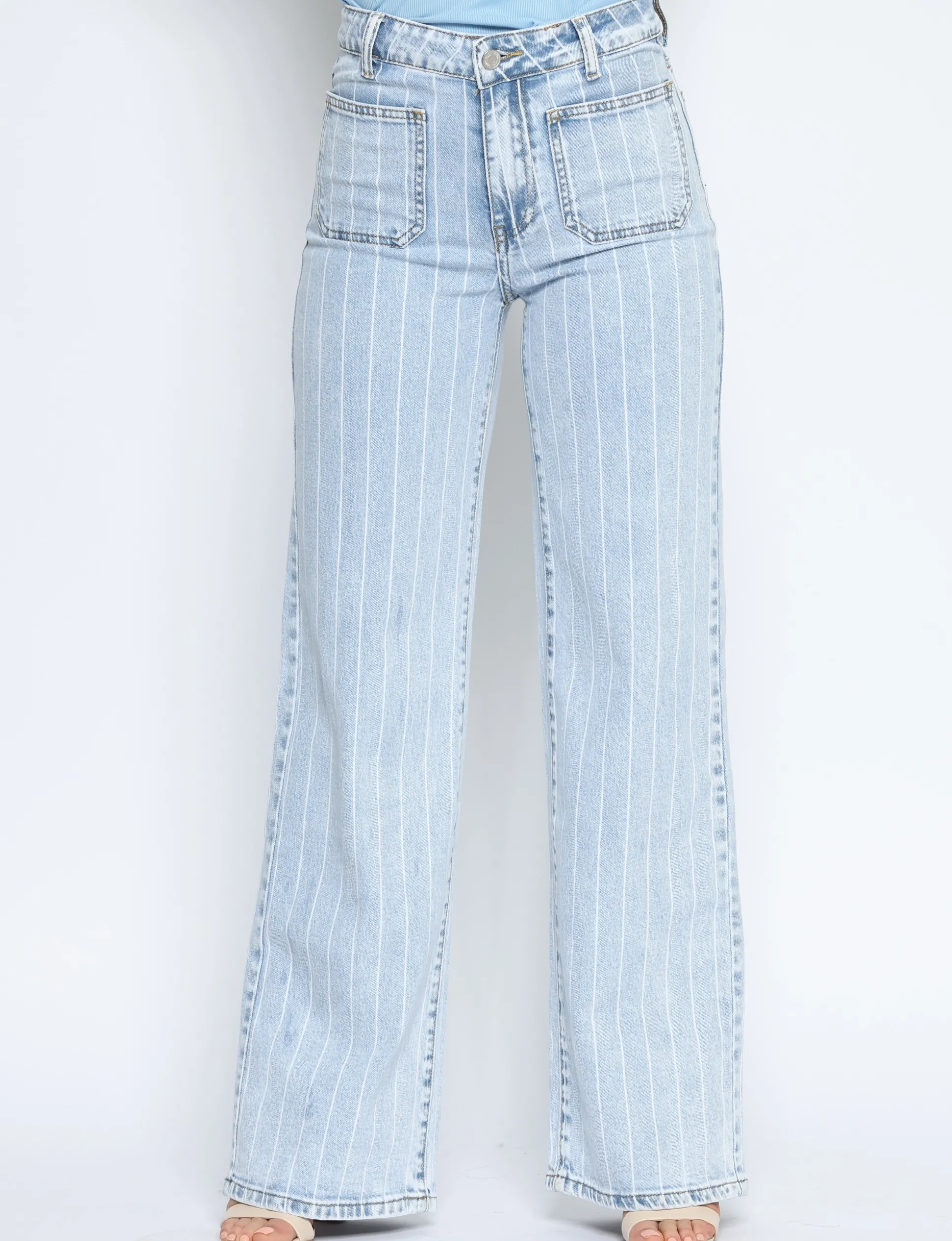 queen_hearts__wide_leg_st_0-11.webp Queen Hearts | Wide leg, Straight jeans W3726 Lichtblauw