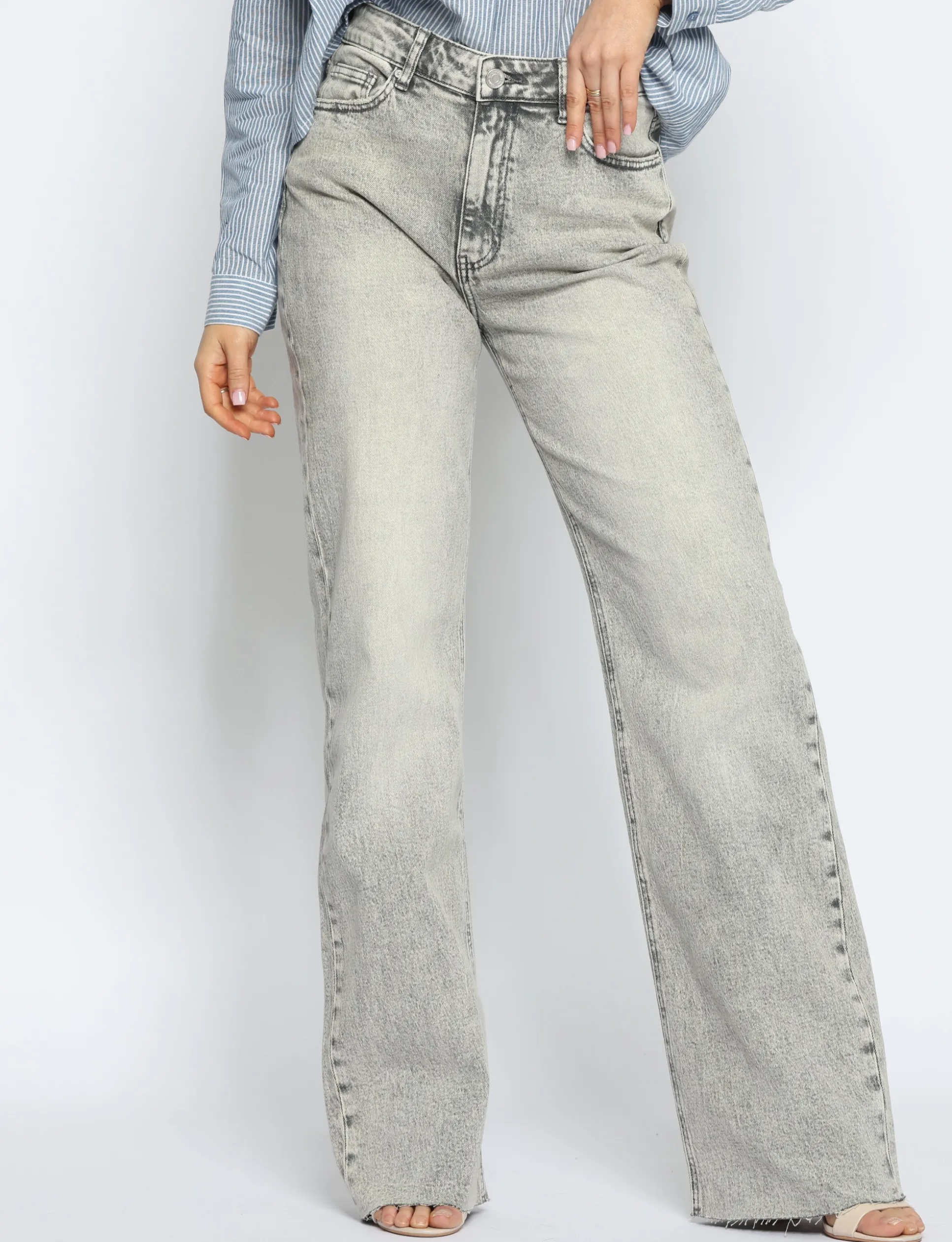 queen_hearts__wide_leg_st_0-6.webp Queen Hearts | Wide leg, Straight jeans W3636 TALL Grijs