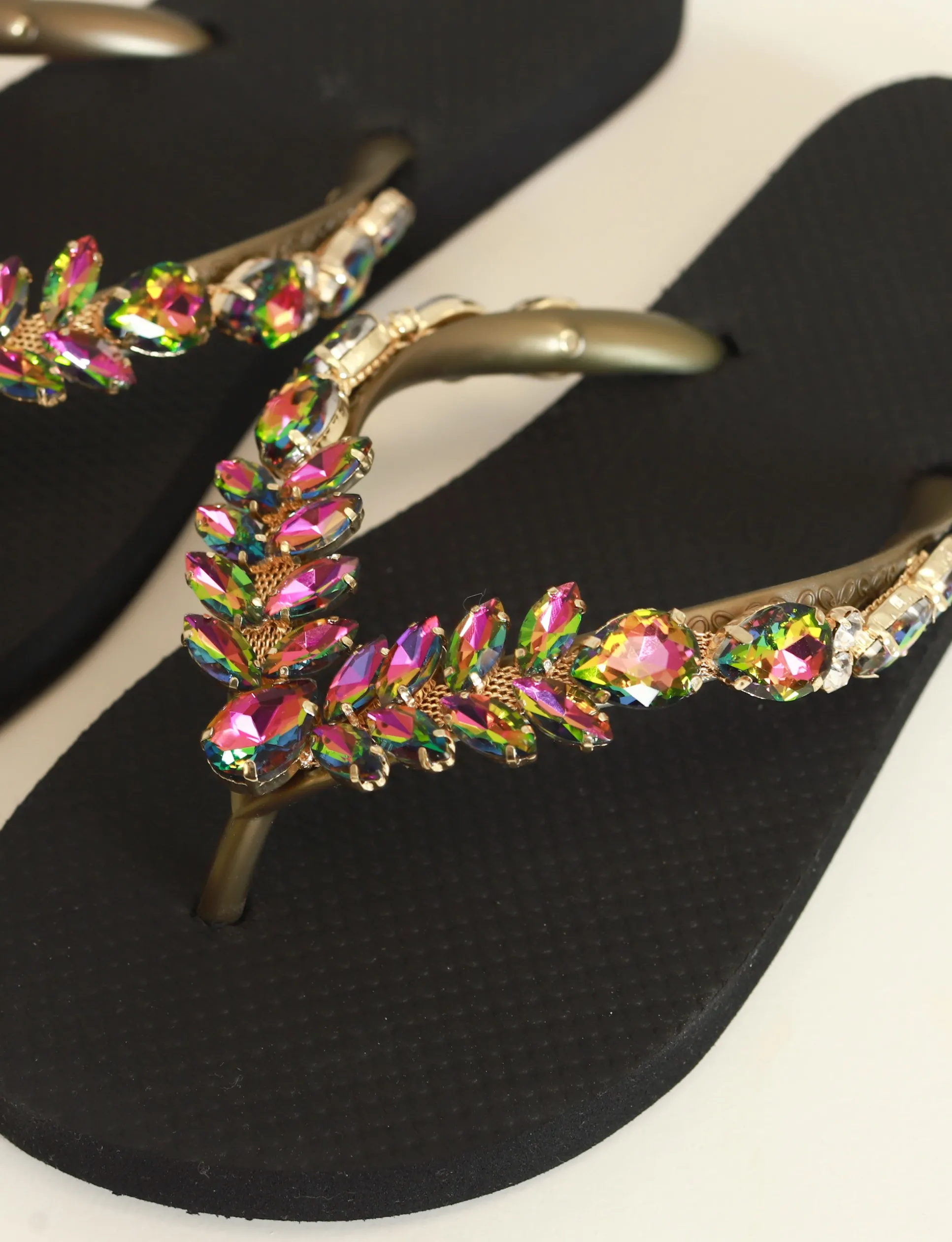 simone_herrera__slipper_a_3.webp Simone Herrera | Slipper Adela Multicolor Zwart
