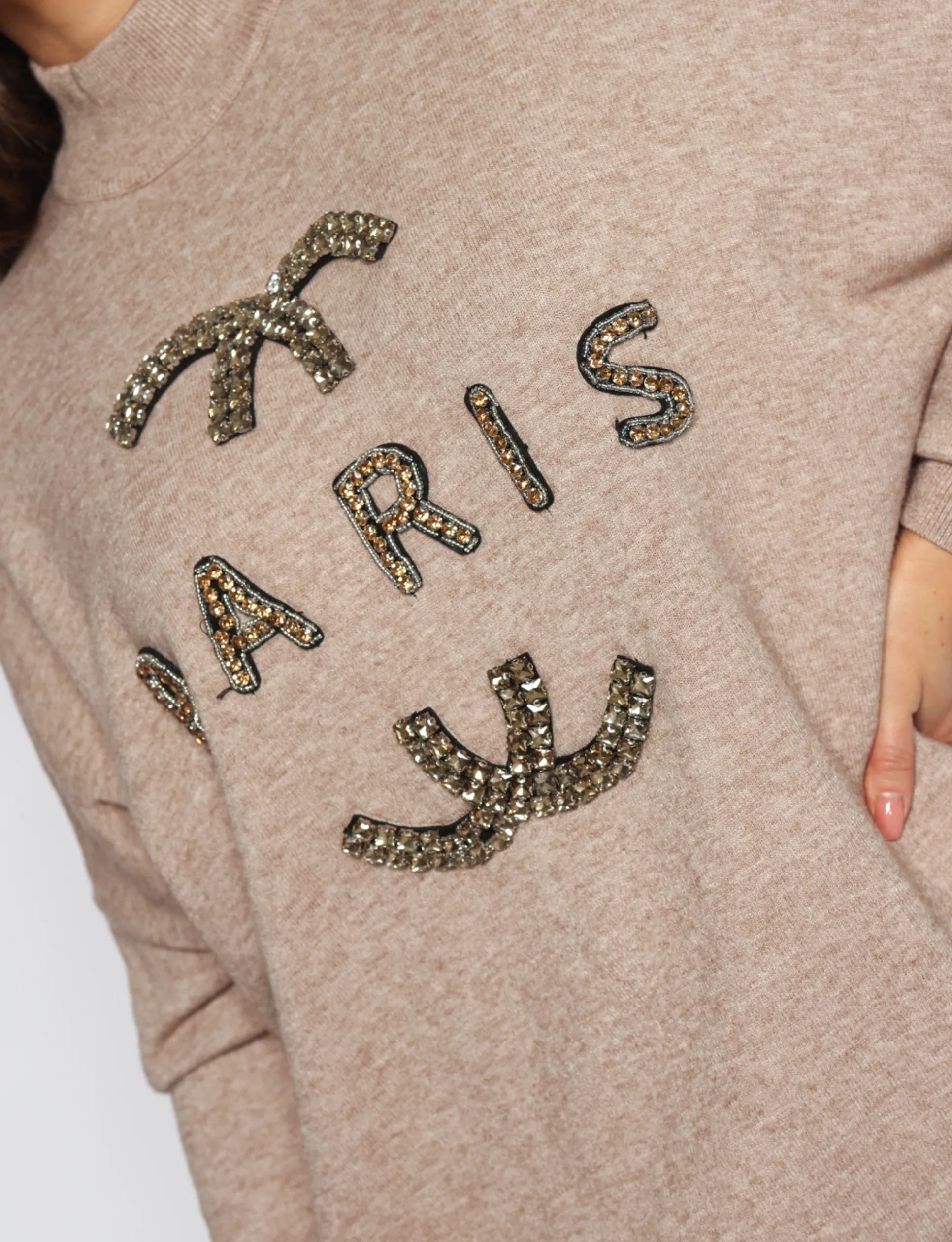 trui_paris_diamonds_taupe_3.webp Trui Paris diamonds Taupe