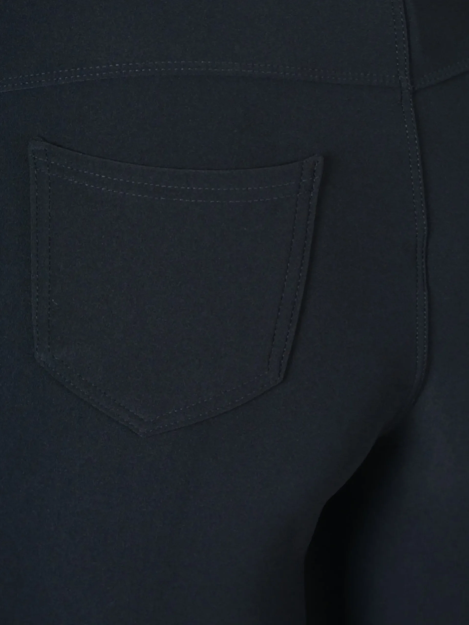 yu__me__broek_livia_zwart_3.webp Yu & Me | Broek Livia Zwart