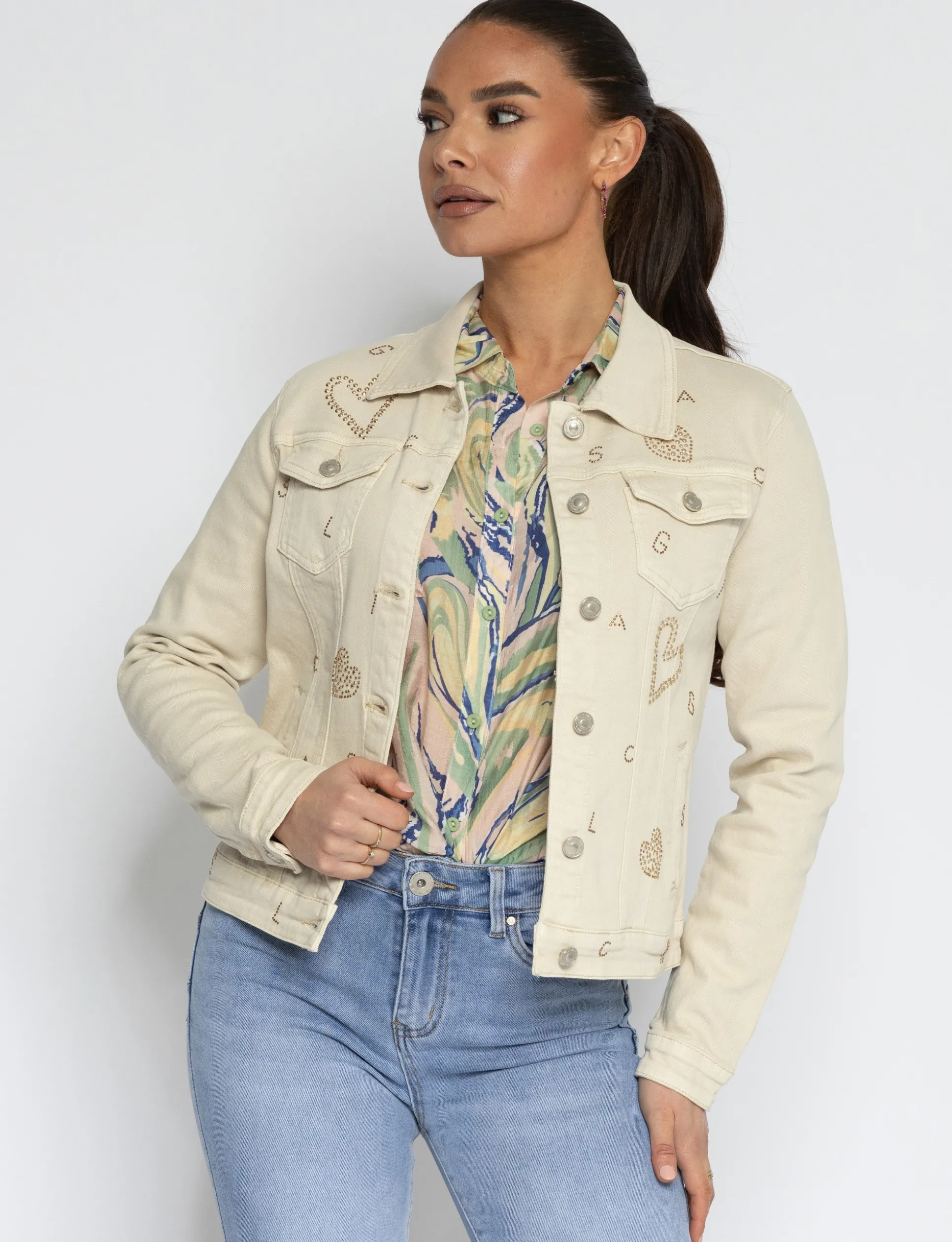 zac__zoe__spijkerjacket_h_0.webp ZAC & ZOE | Spijkerjacket hartjes Beige